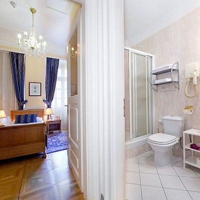 Golden Star Prague